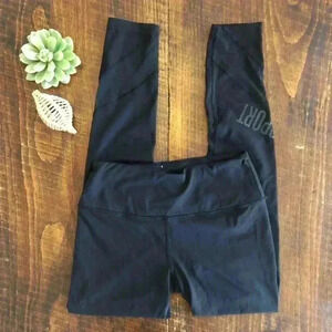 Victoria Sport | Black Leggings w/Logo & Mesh Panels